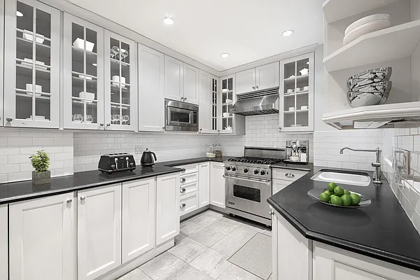 Sold by Compass | media 3