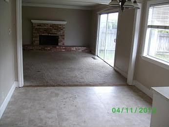5th image of 355 Pickwood Ln