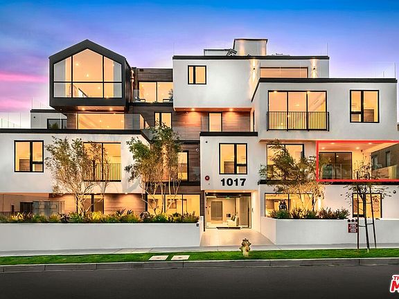 2nd image of 1017 N Croft Ave #201