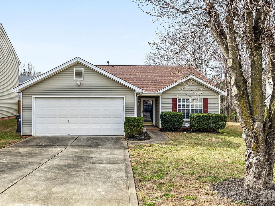 1st image of 4907 Cornelia Dr