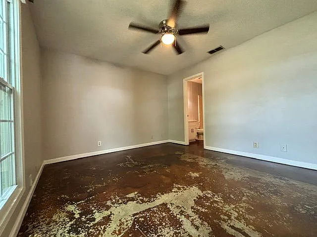 420 Jonquil Ct — Photo 12