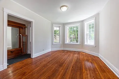 2112 N Avers Ave #1 — Photo 4