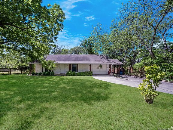 3rd image of 2056 Valley Dr.