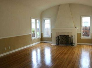 6035 Riverside Ave, Riverside, CA 92506