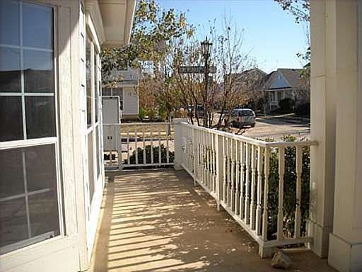 4th image of 1709 Forsythe Dr