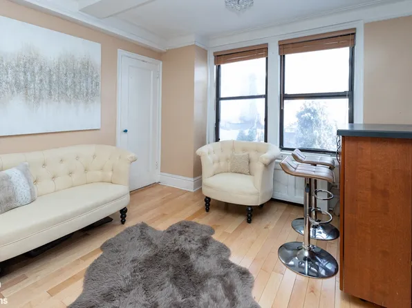 333 East 53rd Street 1D image 1 of 9