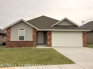 853 S Miller Ave, Springfield, MO 65802