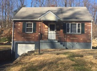 218 Ridgeway Rd, Cincinnati, OH 45216