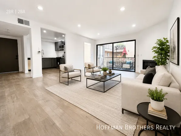 11941 Weddington St APT 104, Valley Village, CA 91607
