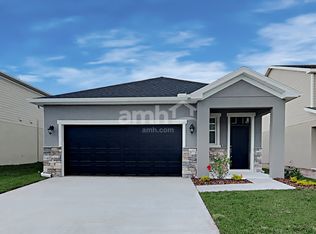 1004 Walden Pond Dr, Plant City, FL 33563