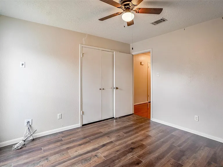 11817 Southlake Dr — Photo 17