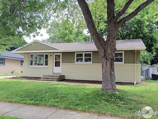 1st image of 10167 W National Ave