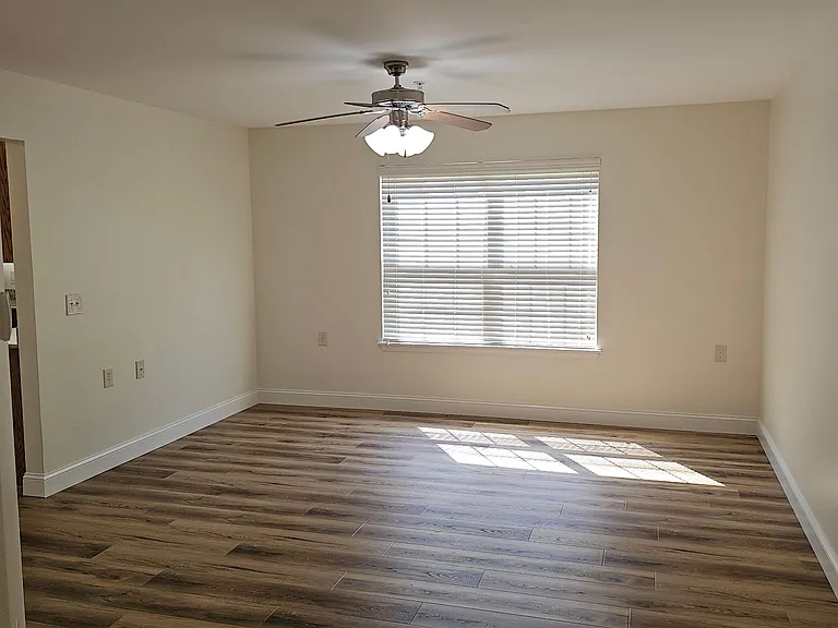 151 Vixen Cir #G — Photo 7
