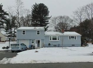 5 Greenleaf Cir, Framingham, MA 01701