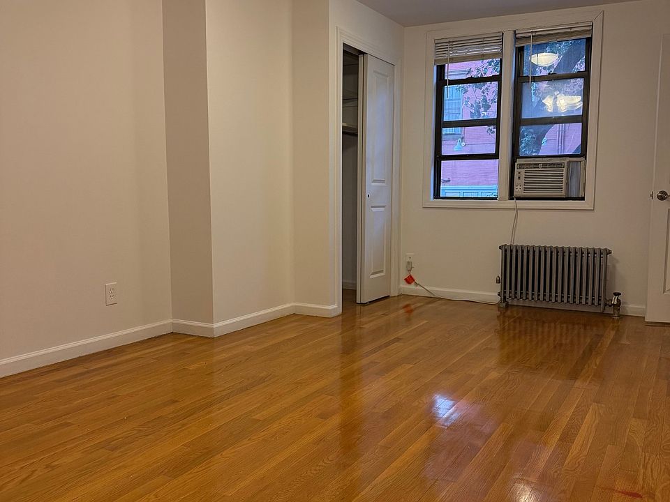 1st image of 254 W 20th St #2