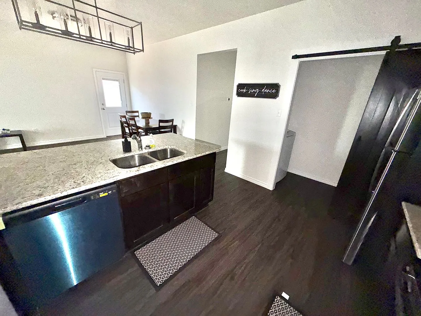 Beautiful Furnished 3-Bedroom, 2-Bath Townhome — Photo 3