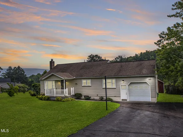 1492 Spook Hollow Rd, Altoona, PA 16601