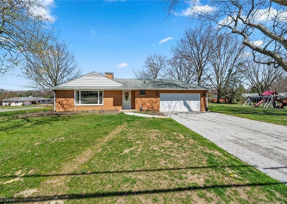 1st image of 1441 Parkside Dr