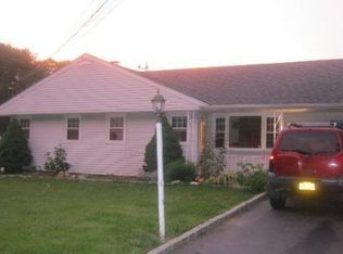 29 Franklin Ave, Brentwood, NY 11717