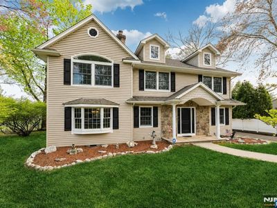 631 Montview Pl, River Vale, NJ, 07675