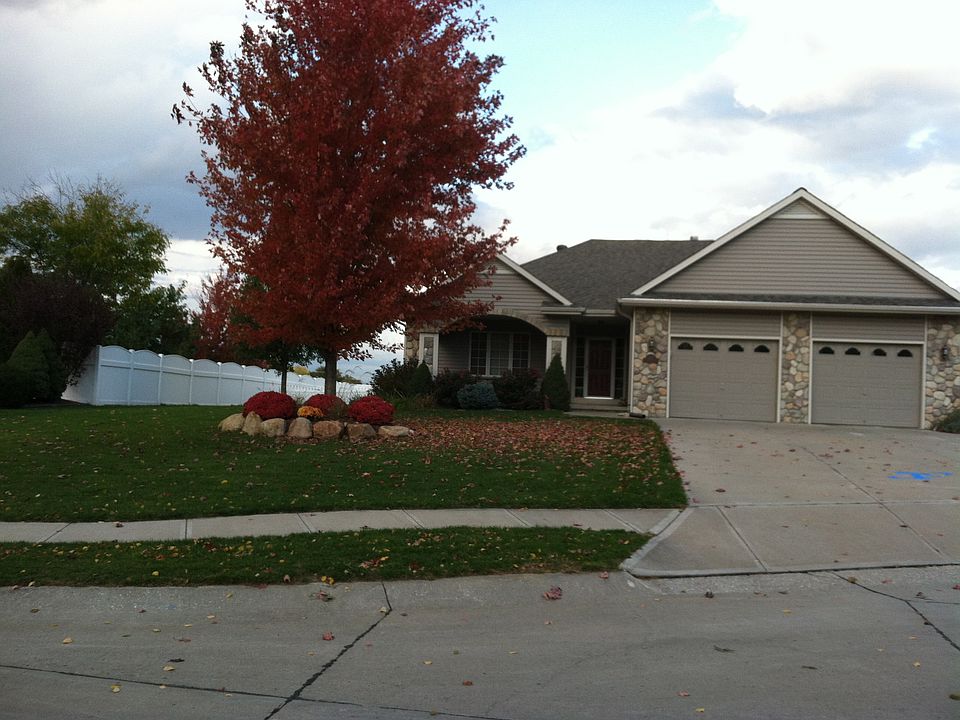 1st image of 1122 Joy Cir