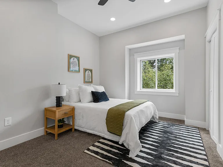 804 Cedar Ave — Photo 32