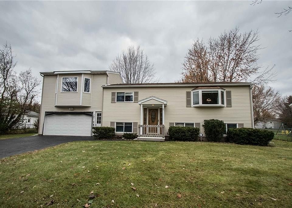 2nd image of 191 Wildflower Dr
