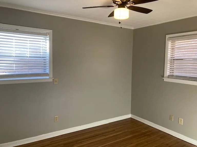 5386 Denwood Ave — Photo 14