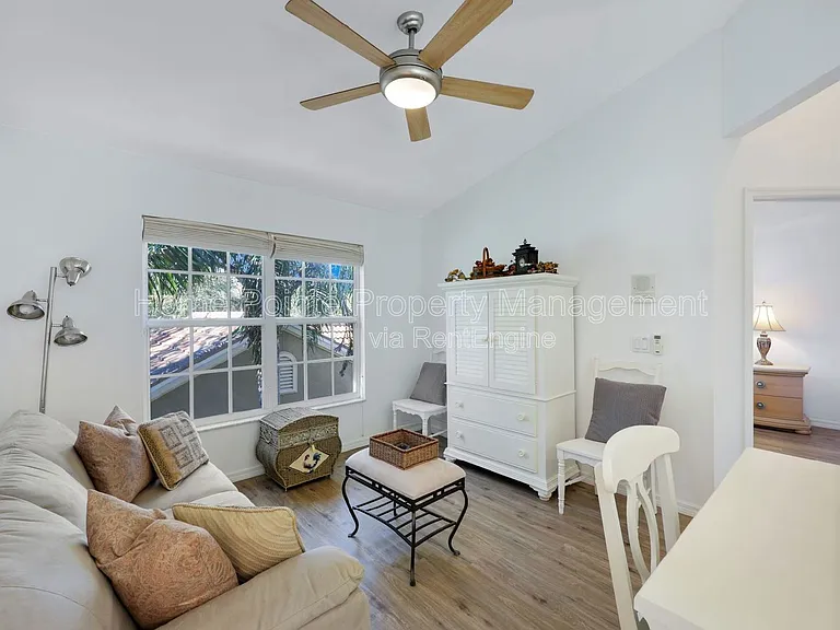 20161 Seagrove St #108 — Photo 6