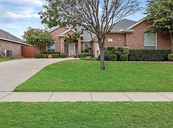 2nd image of 5844 Windy Meadow Ln