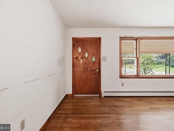 2nd image of 7303 Ira Sears Rd