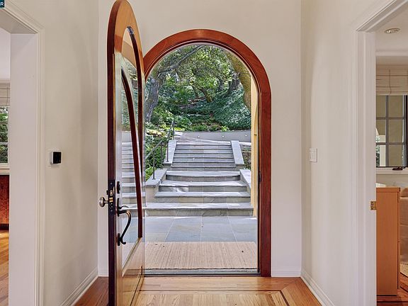 3rd image of 124 Camino Sobrante
