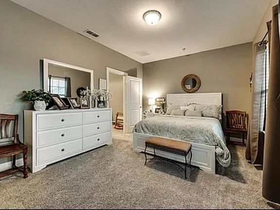 5th image of 3013 Martello Ln