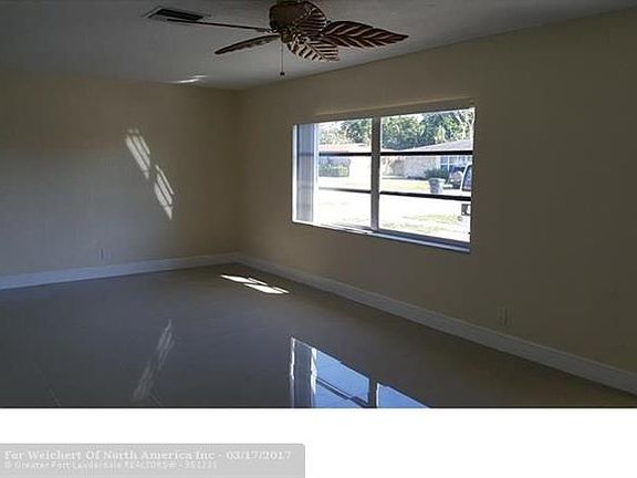 3rd image of 6833 Broadmoor