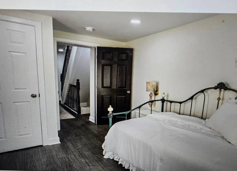 2070 E Dauphin St — Photo 14