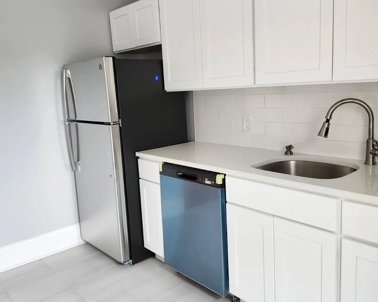 Station Square Apartments Steps from East Rutherford Train Station with Parking Included — Photo 2