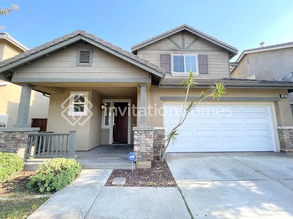 1052 Agate Ct