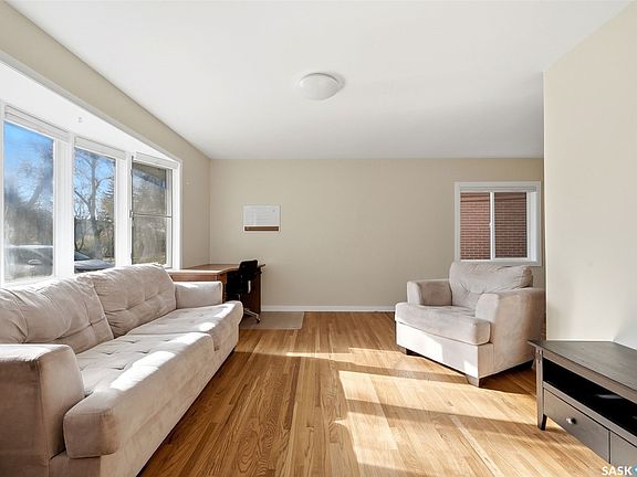 4th image of 3548 Allen Avenue