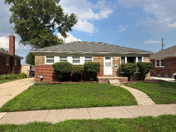 8949 Fox Ave, Allen Park, MI 48101