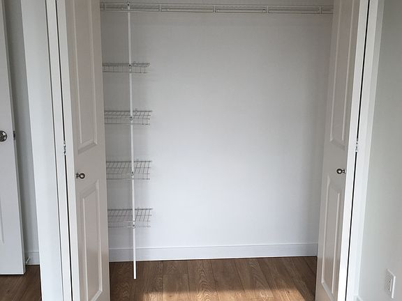5th image of 1295 Richards St #1207