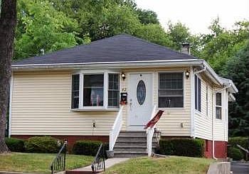 1st image of 42 Vreeland Ave