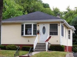 42 Vreeland Ave, Midland Park, NJ 07432