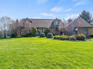 7575 Firebird Ln, Manlius, NY 13104