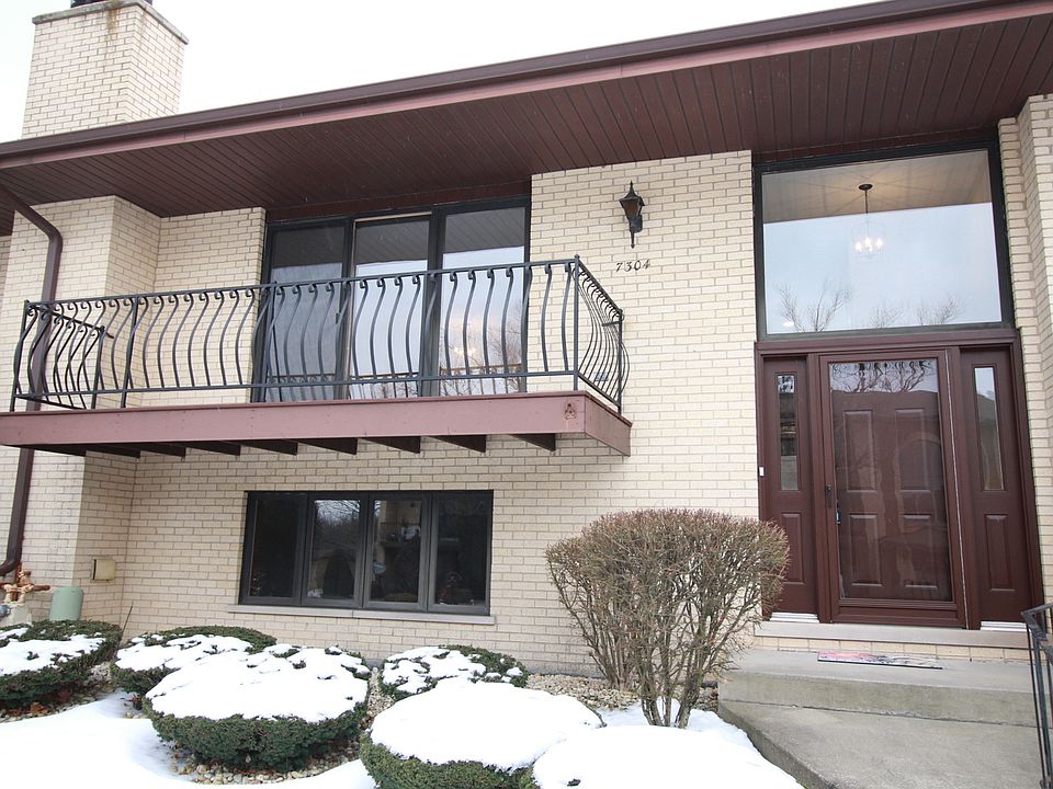 1st image of 7304 Paradise Ln #2
