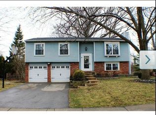 10362 Bridgewood Rd, Perrysburg, OH 43551