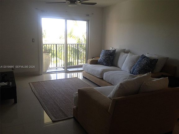 2nd image of 6855 Edgewater Dr #3DN