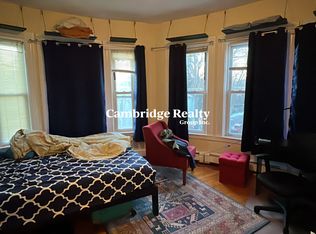 86 Kirkland St APT 3R, Cambridge, MA 02138