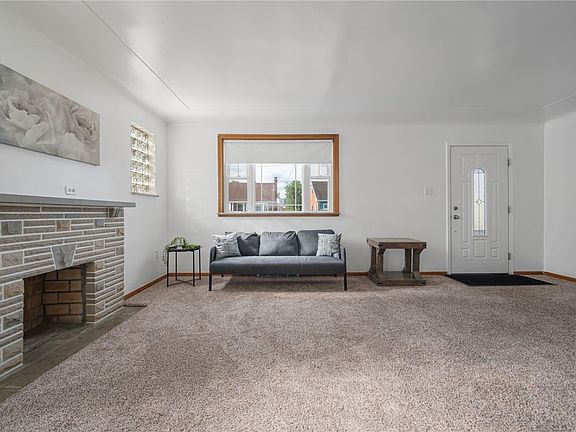 5th image of 2356 West St