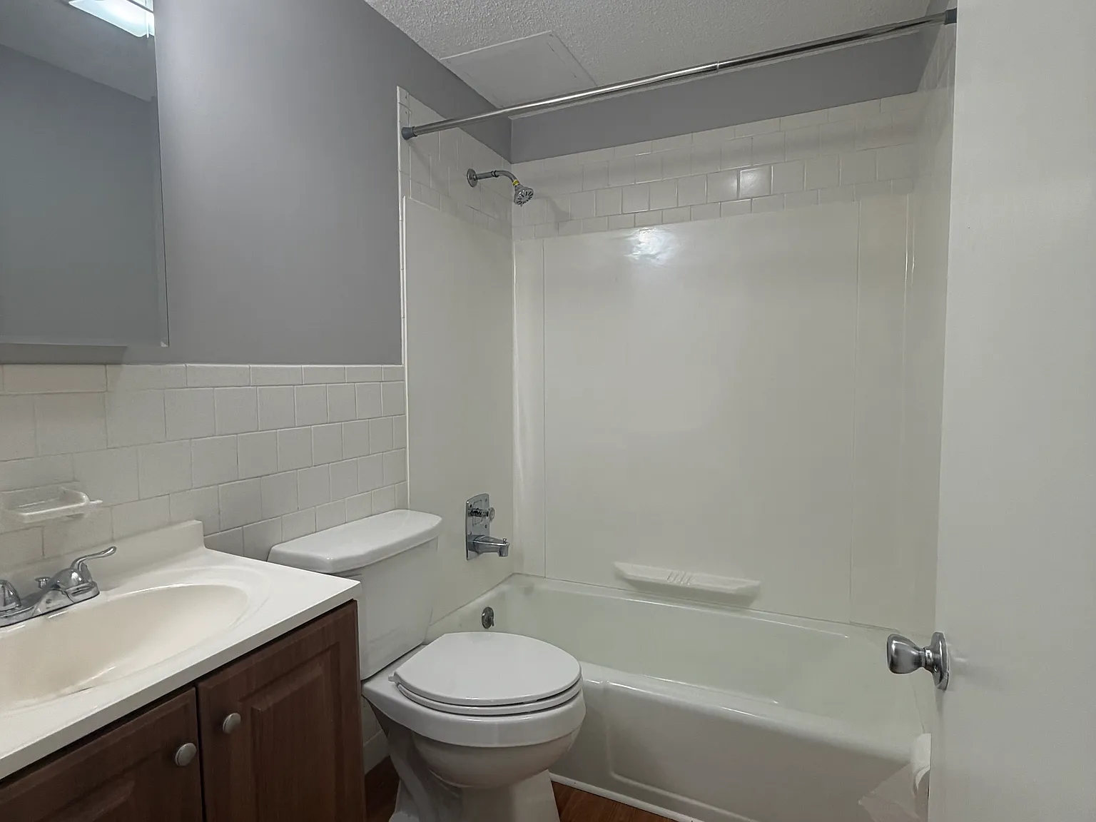 61 Appleton Rd — Photo 2