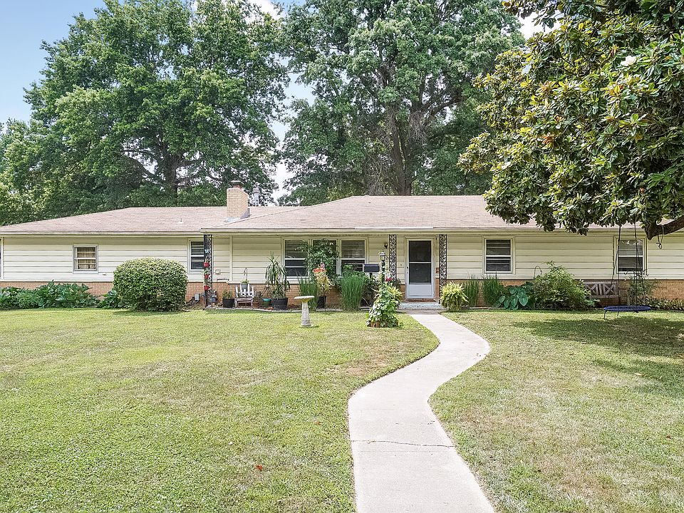 1st image of 2023 S Arcadia Ave